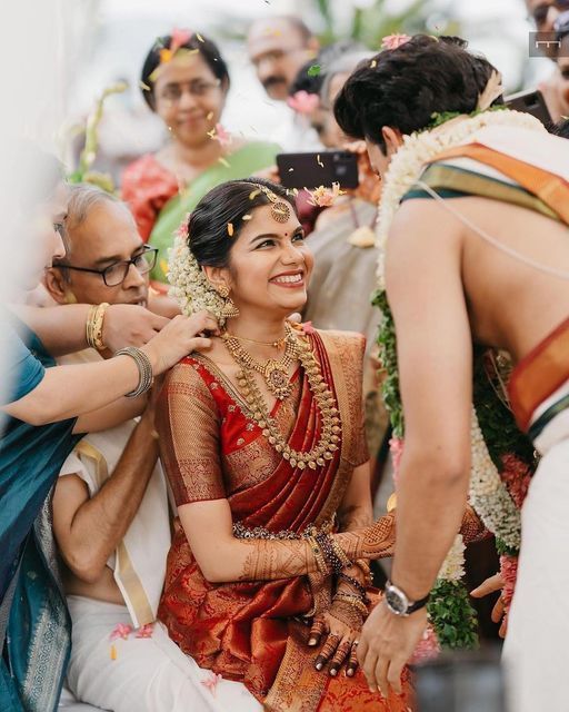 indian bridal dresses - asiana wedding directory
